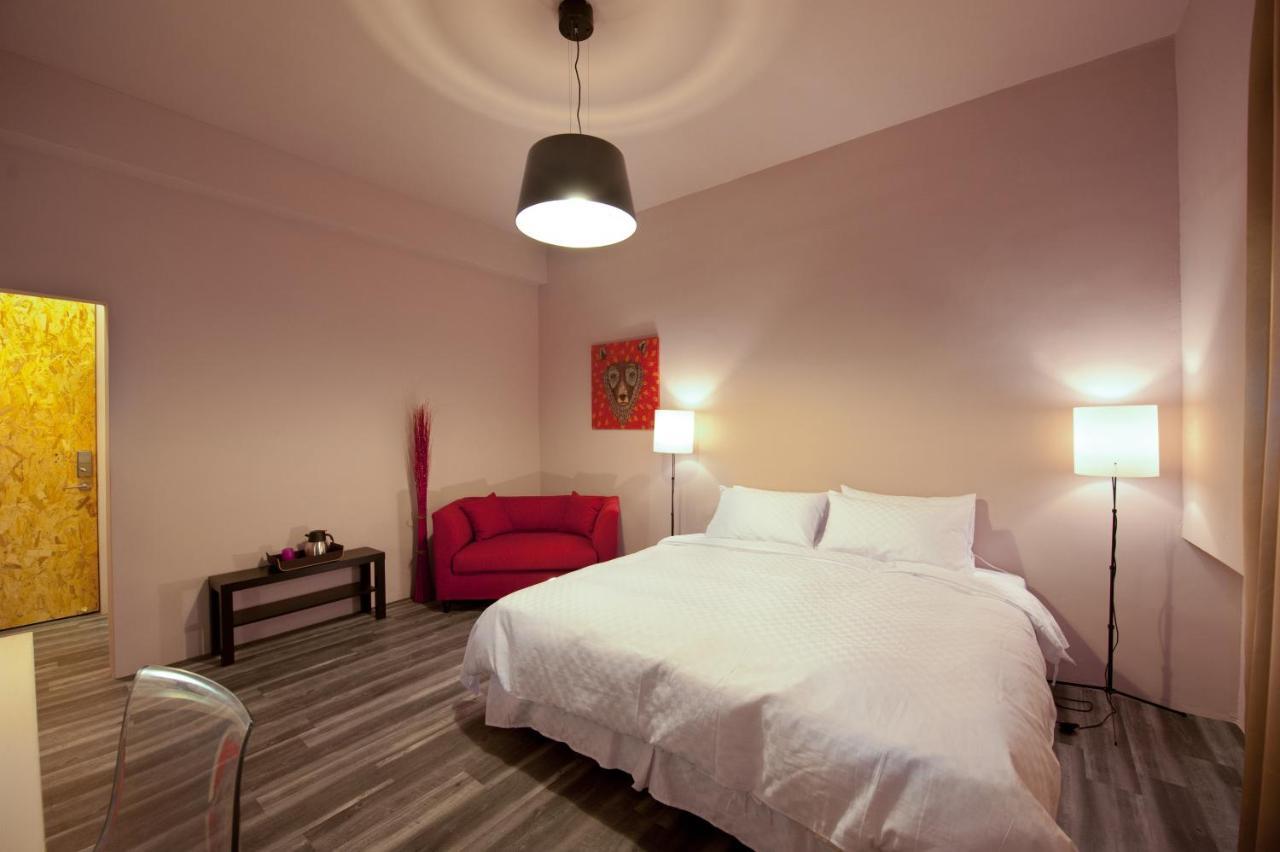 Leo 111/Arena Ruifeng Hotel Kaohsiung Luaran gambar