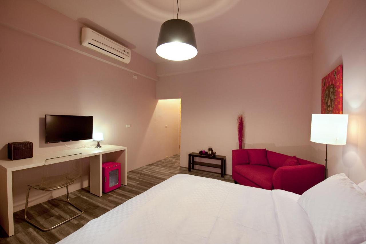 Leo 111/Arena Ruifeng Hotel Kaohsiung Luaran gambar